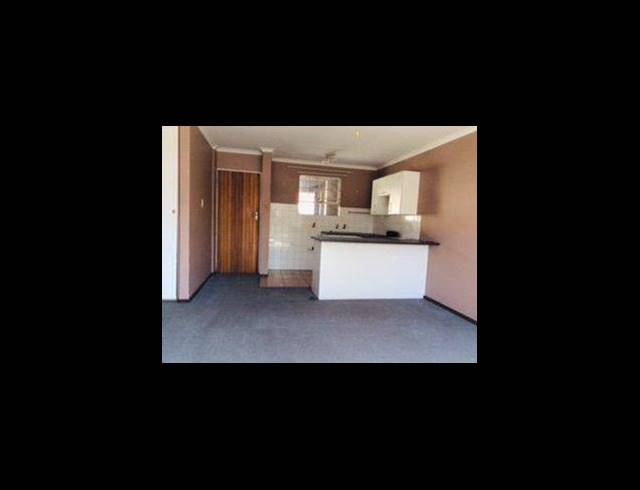 3 BEDROOM TOWNHOUSE FOR SALE IN VERWOERDPARK